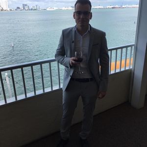 Meet your Posher, Alejandro